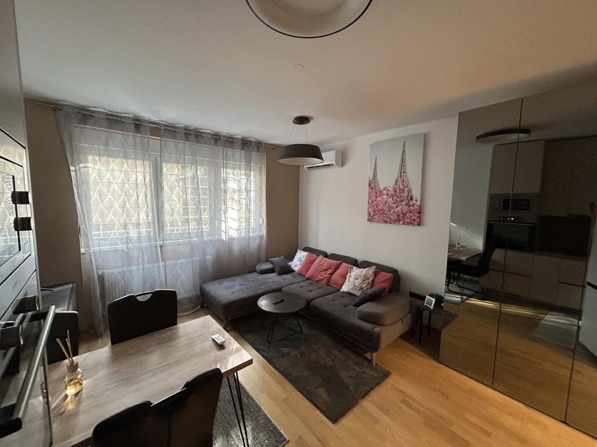Apartment Remi Zagreb Bagian luar foto